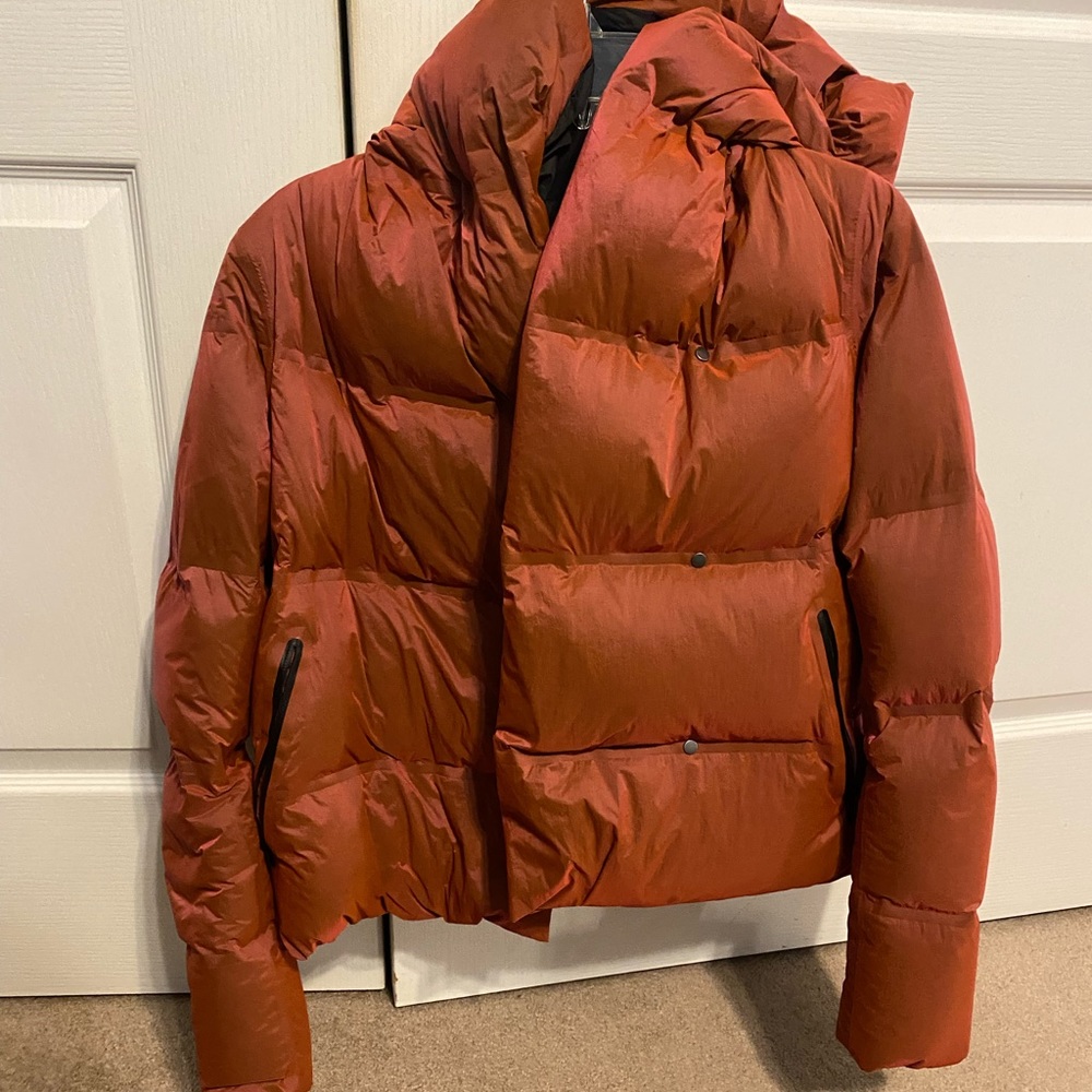 Lululemon puffer